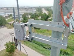 ภาพที่ 2 ติดตั้งอุปกรณ์ Gateway เพื่อทดสอบสัญญาณ@นิคมอุตสาหกรรม จ.ชลบุรี 